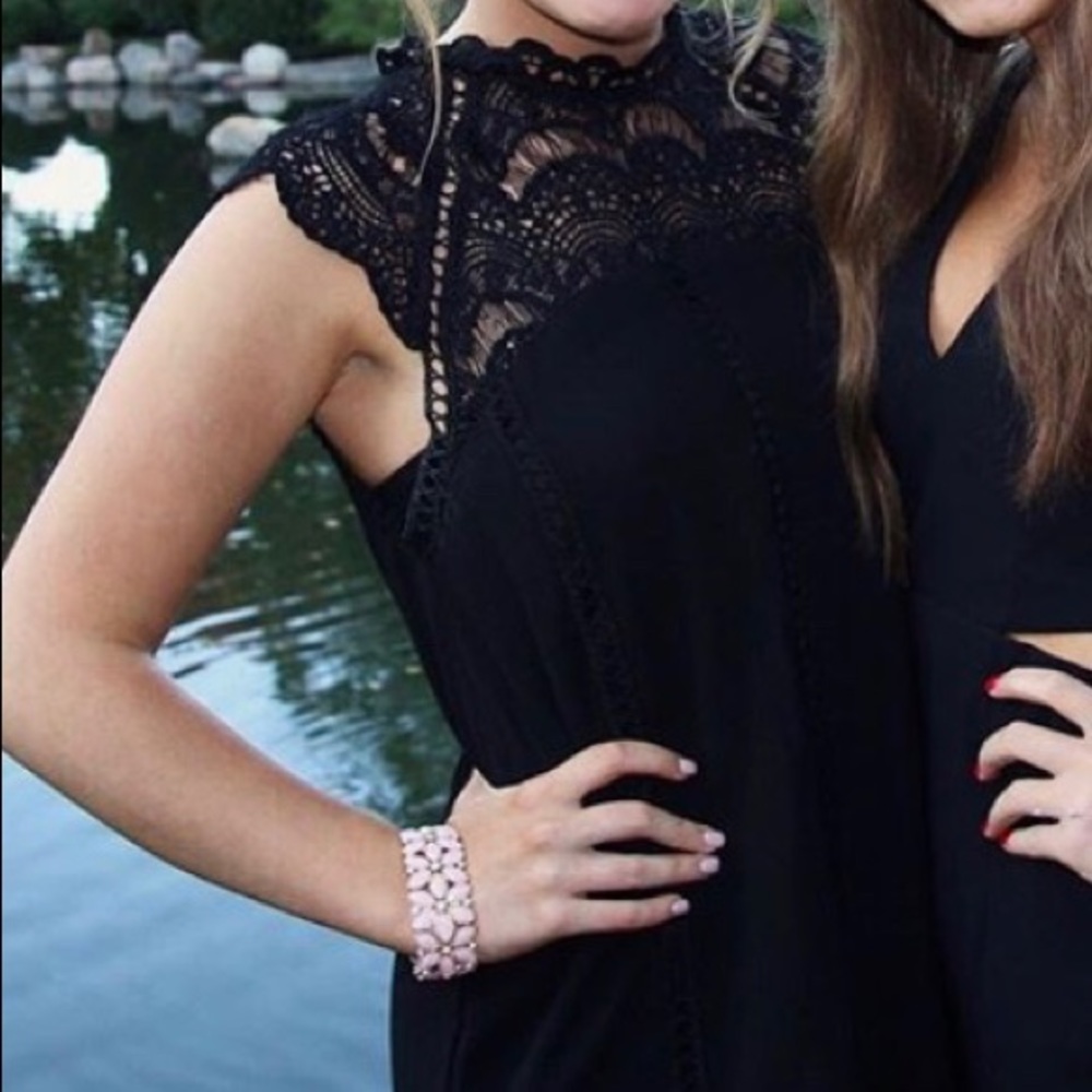 short black flowy dress